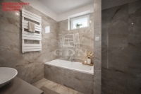 Úrhida Családi ház