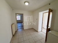 Váchartyán Családi ház